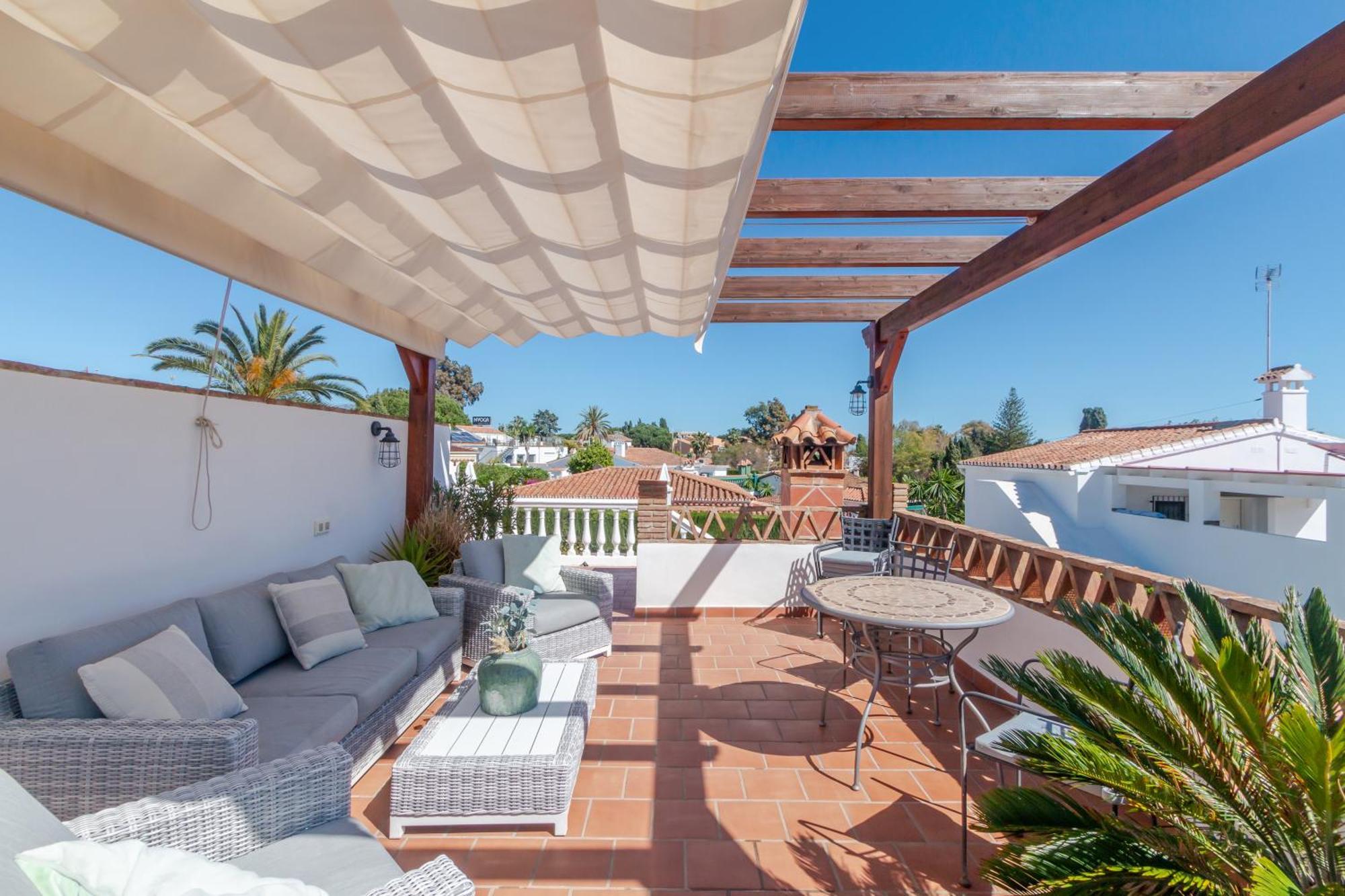 Villaer Costabella *